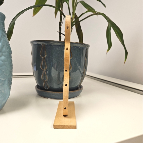 Vintage GiftCo Inc Wood Easter Bunny Rabbit Lollipop Stand 8.25" - Picture 3 of 5